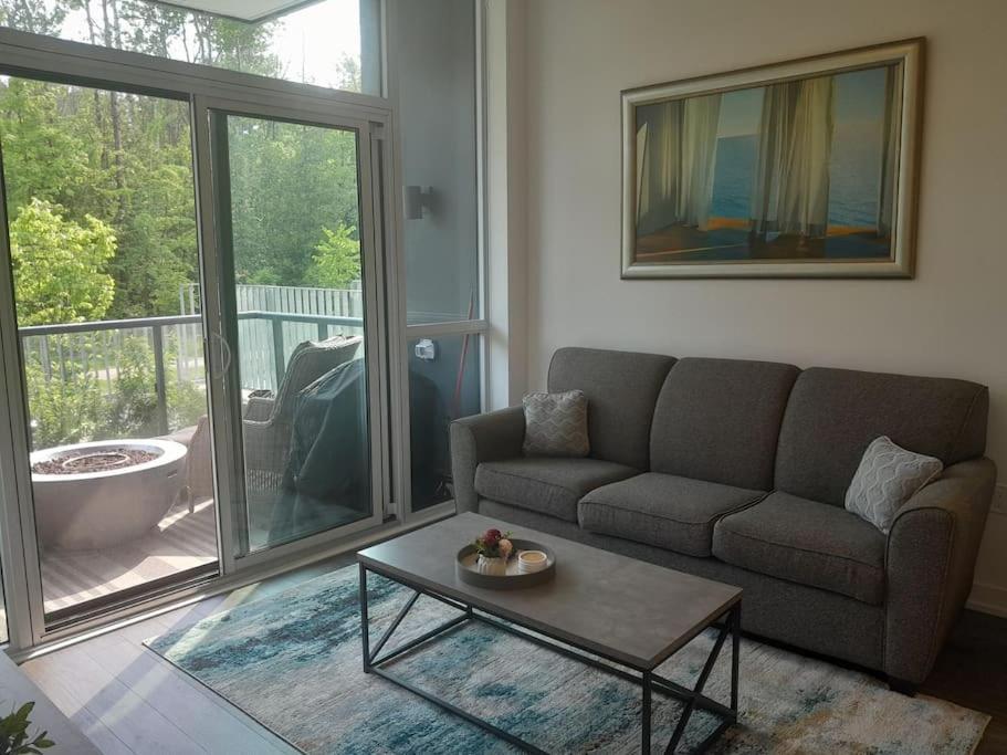 Cozy South View Suite Overlooking The Nature Trail Innisfil Esterno foto